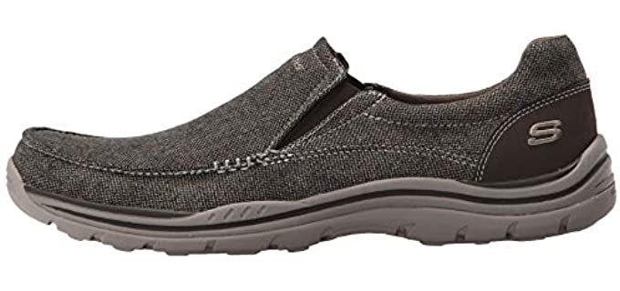 Best Shoes for Bursitis (August-2022) - Best Shoes Reviews