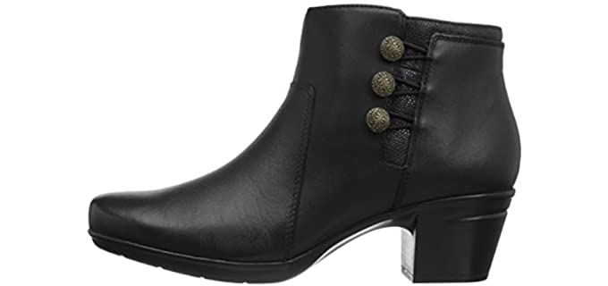 ankle boots good for walking