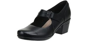 Clarks Women's Emslie Lulin - Slip resistant Dress Work Shoe