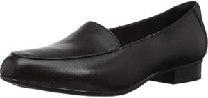 Clarks womens Juliet Lora Loafer, Black Leather, 5.5 US