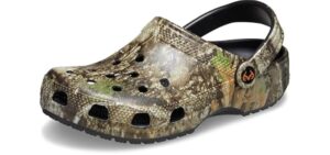 Crocs Unisex-Adult Classic Realtree Clog, Multi APX, 8 Women/6 Men