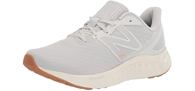 New Balance Women's Fresh Foam Arishi V4 Running Shoe, Summer Fog/Nimbus Cloud/Light Gold Metallic, 8.5
