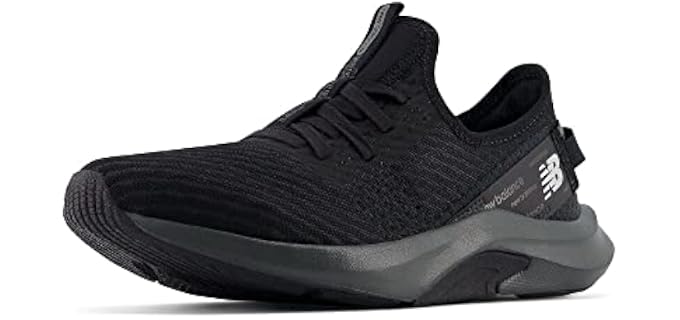New Balance Women's DynaSoft Nergize Sport V2 Cross Trainer, Black/Blacktop, 8 M