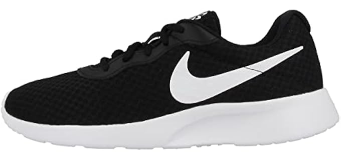 Nike Tanjun SE Women's Style, Black 01, 6 US